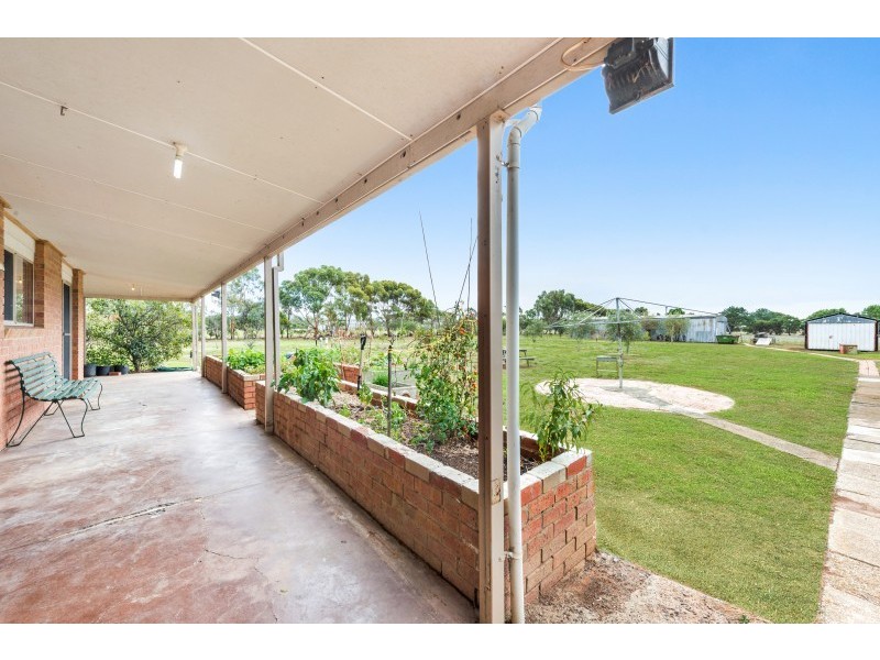 90 Malcolm Road, Little River VIC 3211