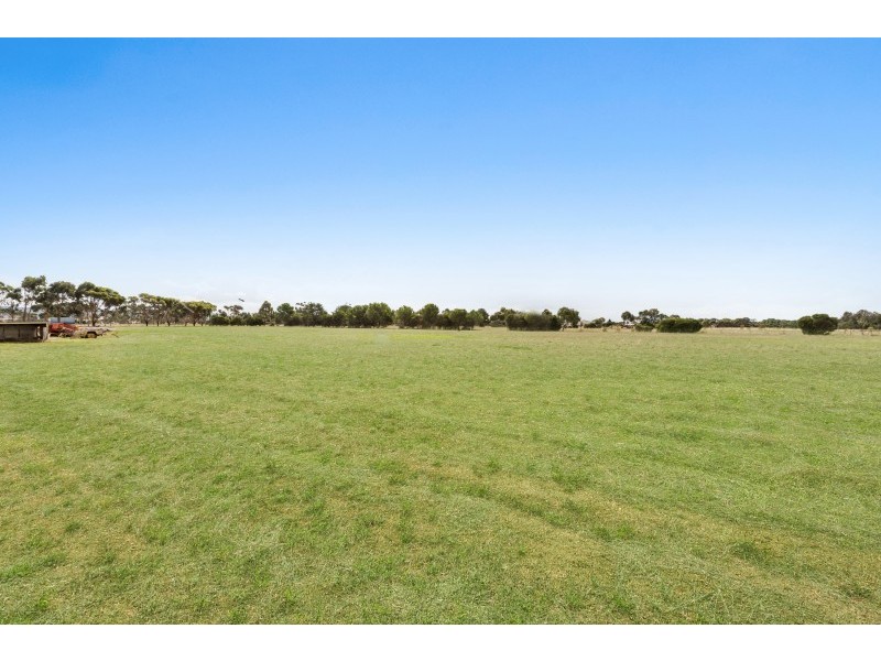 90 Malcolm Road, Little River VIC 3211