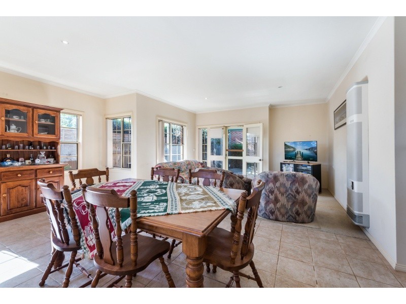 39 Lipson Drive, Lara VIC 3212