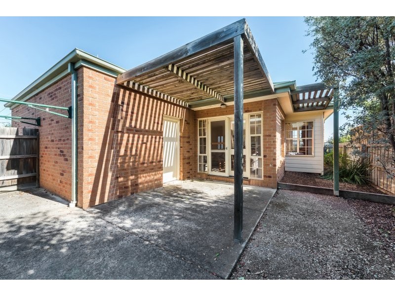 39 Lipson Drive, Lara VIC 3212