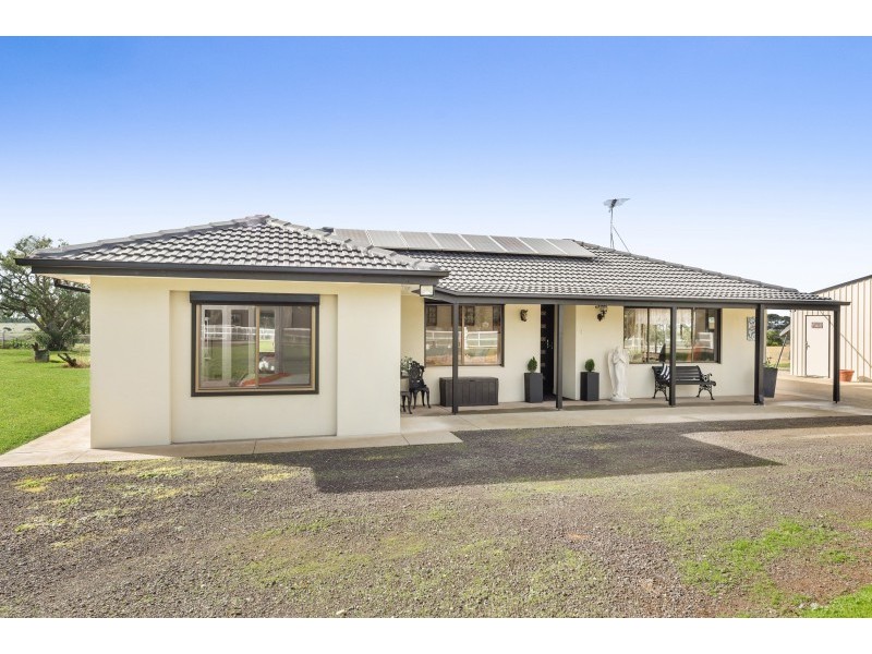 30 Turnstyle Court, Lara VIC 3212