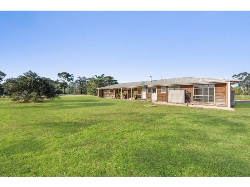 80 Glenoe Drive, Lara VIC 3212