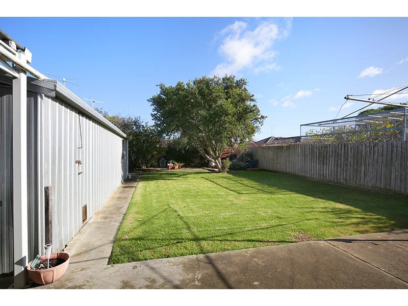 17 Princess Road, Corio VIC 3214