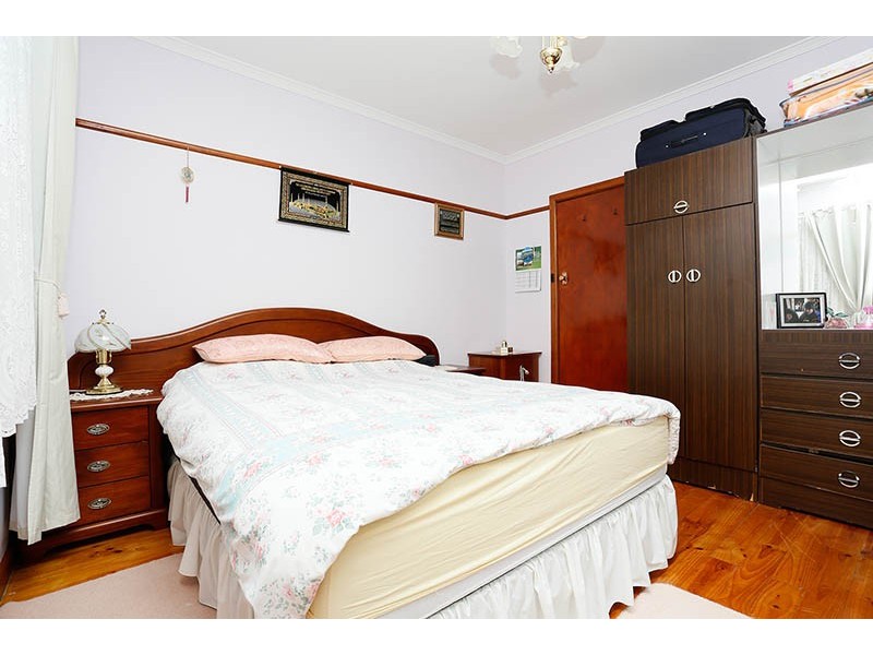 18 Finch Street, Norlane VIC 3214