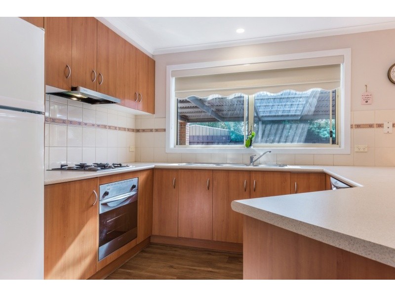 5 Redleaf Close, Lara VIC 3212