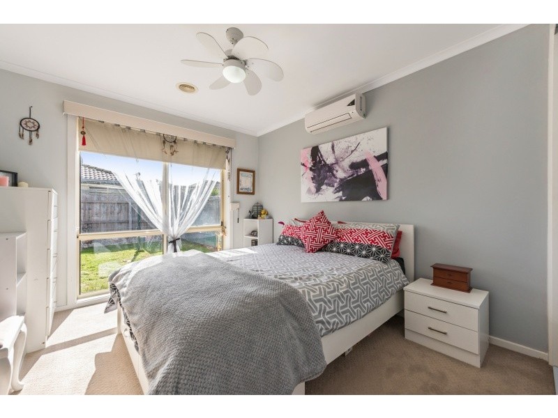 5 Redleaf Close, Lara VIC 3212