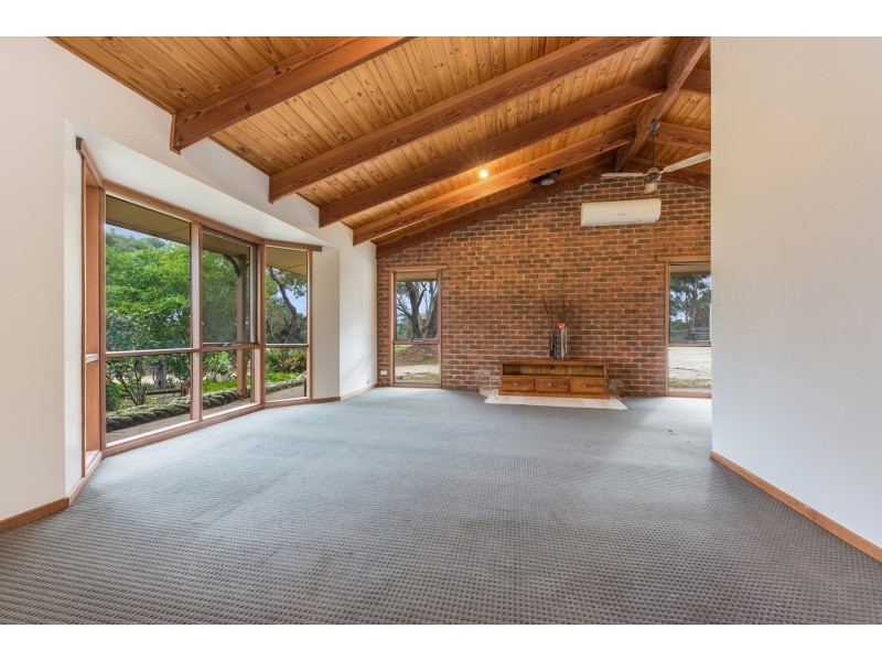 70 Manna Gum Place, Anakie VIC 3221