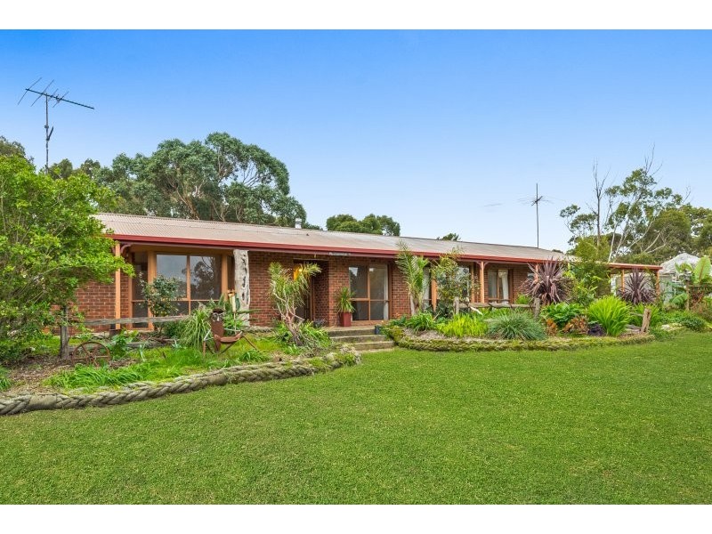 70 Manna Gum Place, Anakie VIC 3221
