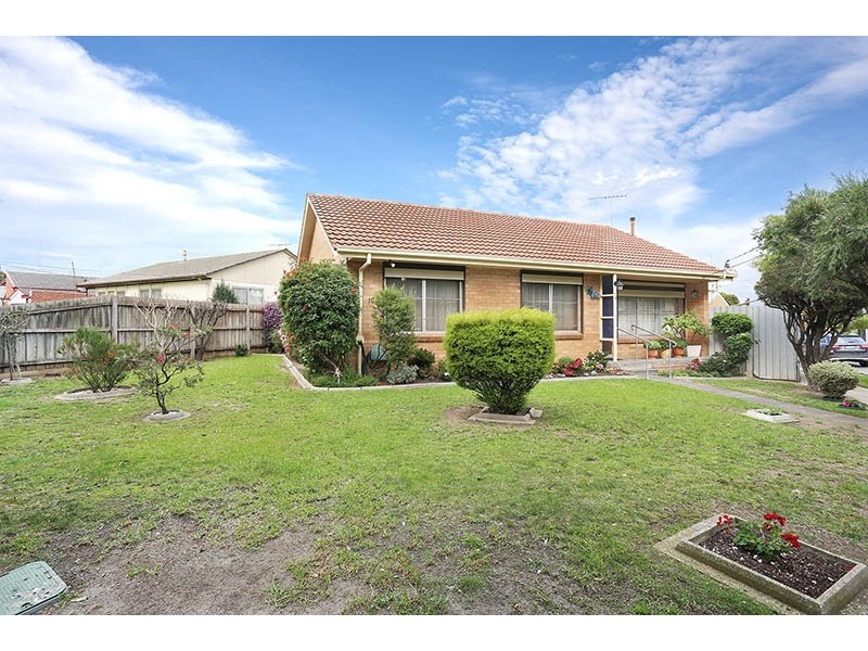 16 Campbell Street, Laverton VIC 3028