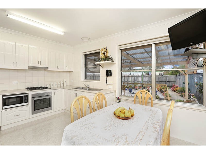 16 Campbell Street, Laverton VIC 3028