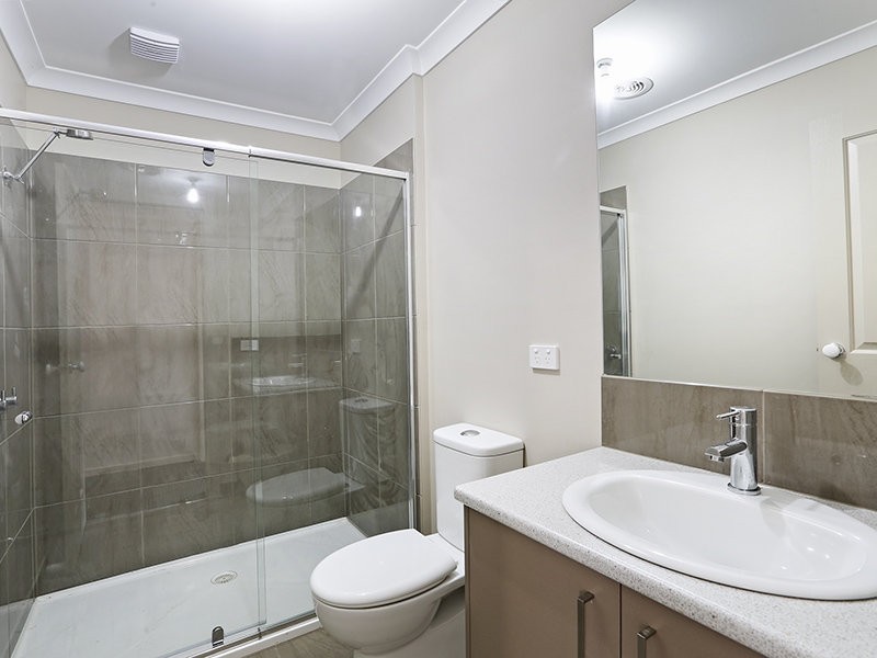 2/273 Princes Highway, Corio VIC 3214