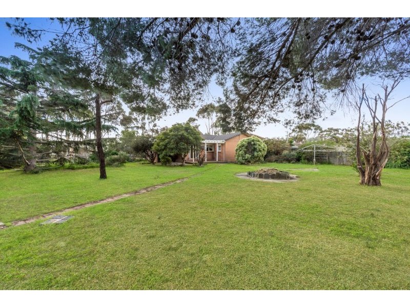 86-88 McClelland Ave, Lara VIC 3212