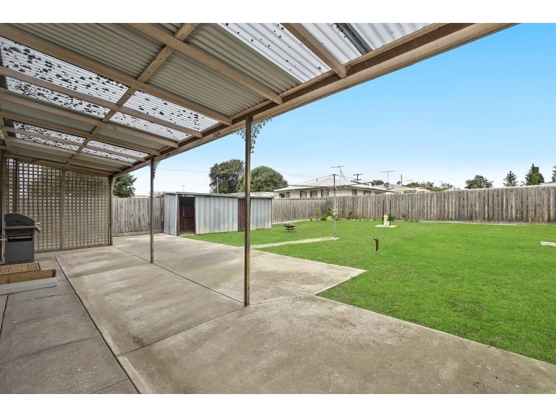 18 Gardenia Grove, Norlane VIC 3214