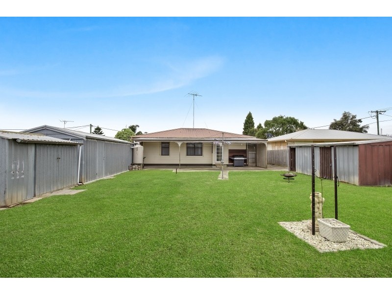 18 Gardenia Grove, Norlane VIC 3214