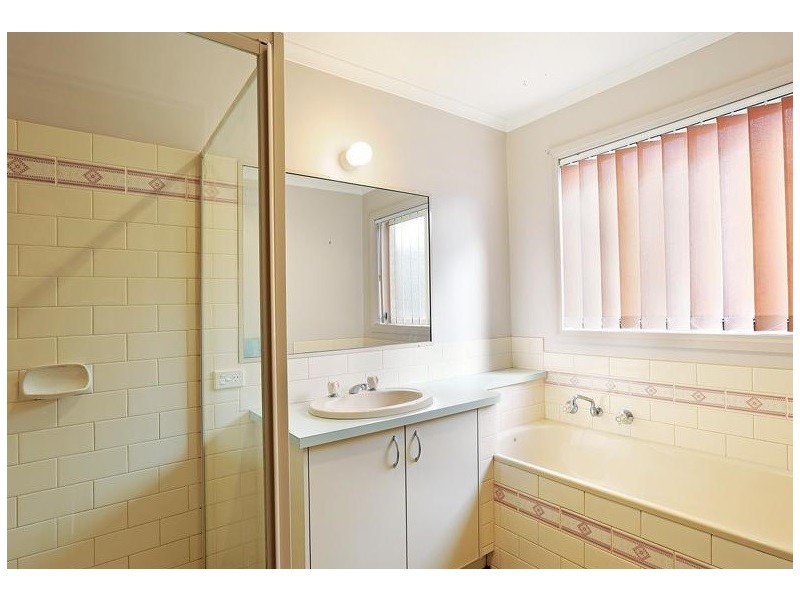9 Stephenson Street, Lara VIC 3212