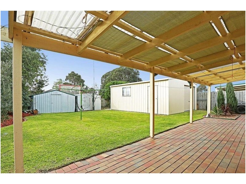 9 Stephenson Street, Lara VIC 3212