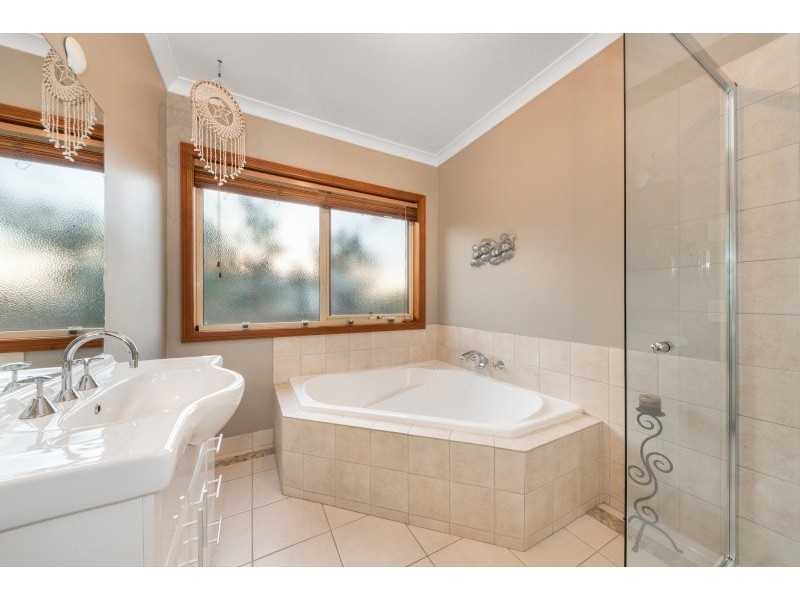 48 Archimedes Avenue, Lara VIC 3212