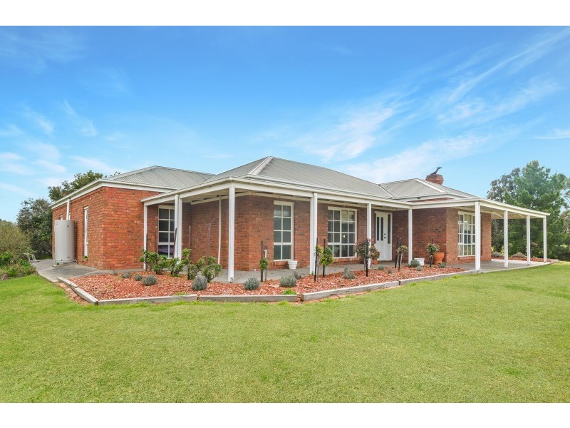 75 West Gateway, Lara VIC 3212