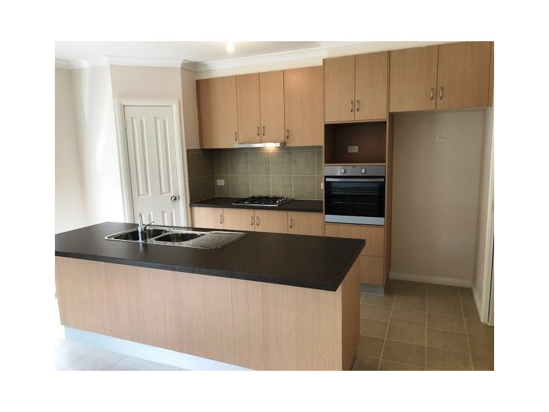 6 Canopus Crescent, Lara VIC 3212