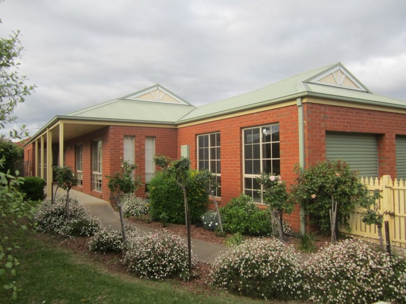 12 Stefan Court, Lara VIC 3212