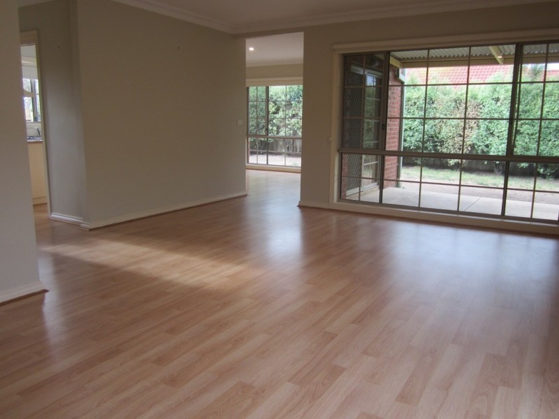 12 Stefan Court, Lara VIC 3212