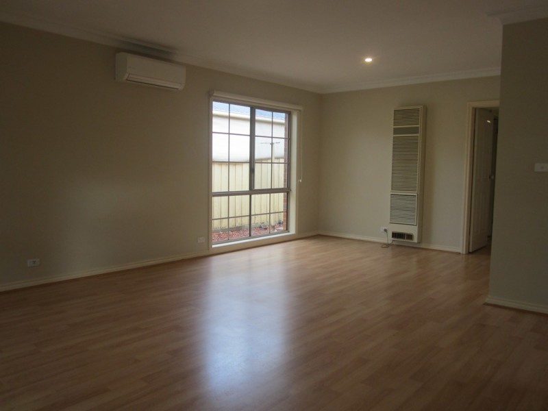 12 Stefan Court, Lara VIC 3212