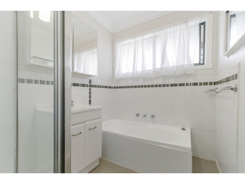 63 McClelland Avenue, Lara VIC 3212