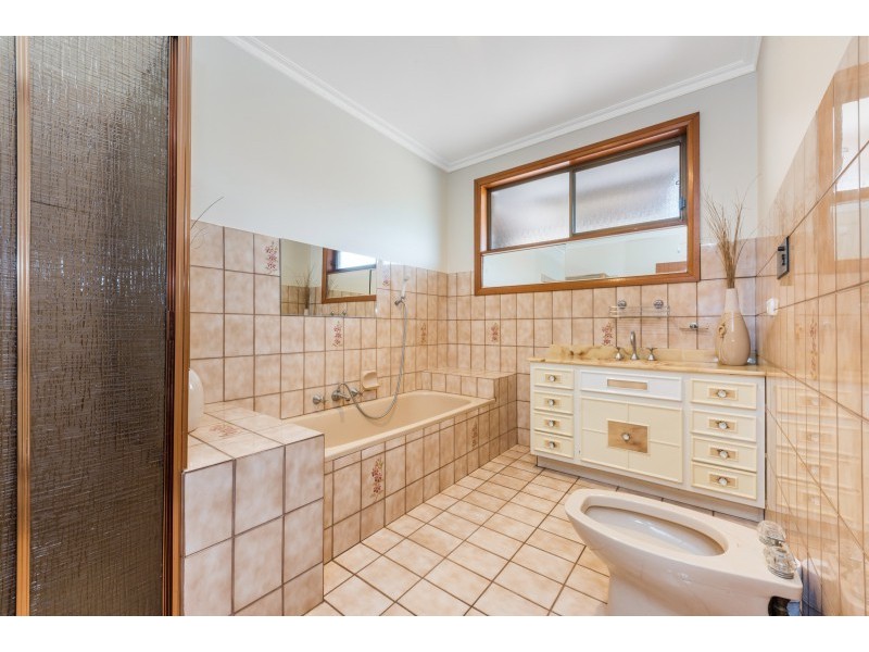 110 MacGregor Court, Lara VIC 3212