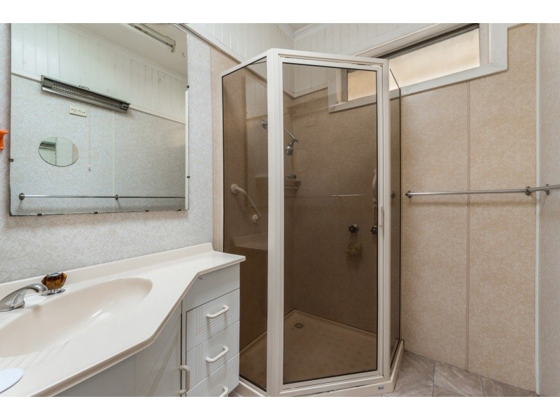 1 Dearborn Parade, Corio VIC 3214