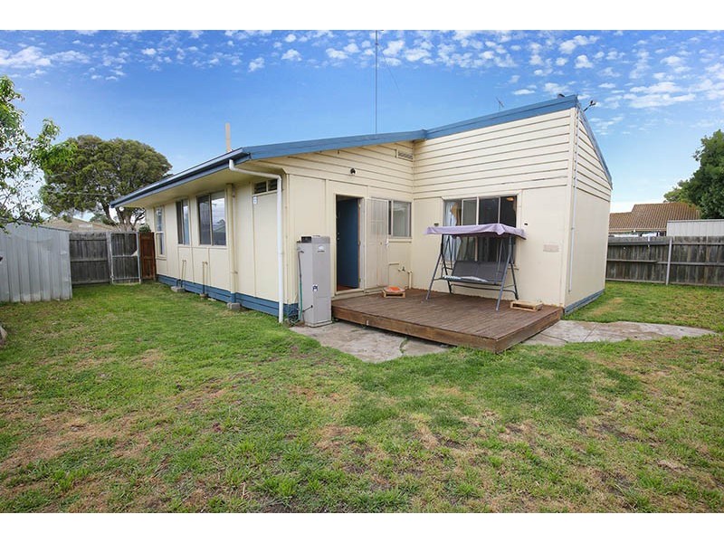 16 Alkira Avenue, Norlane VIC 3214