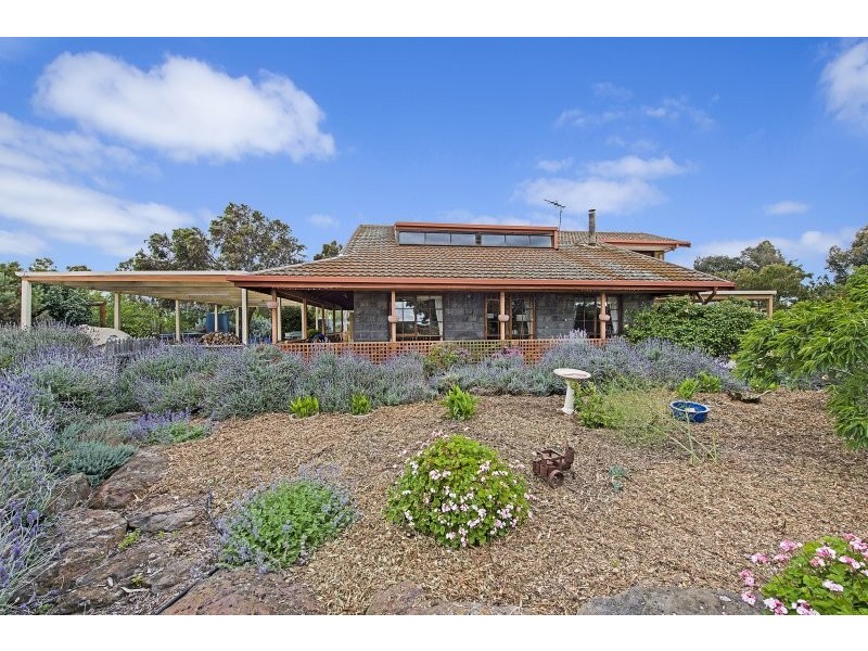 310 Patullos Road, Lara VIC 3212