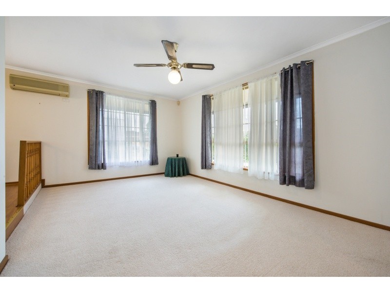 30 Henderson Drive, Lara VIC 3212