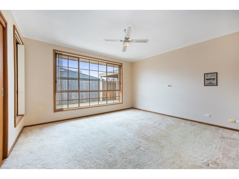30 Henderson Drive, Lara VIC 3212