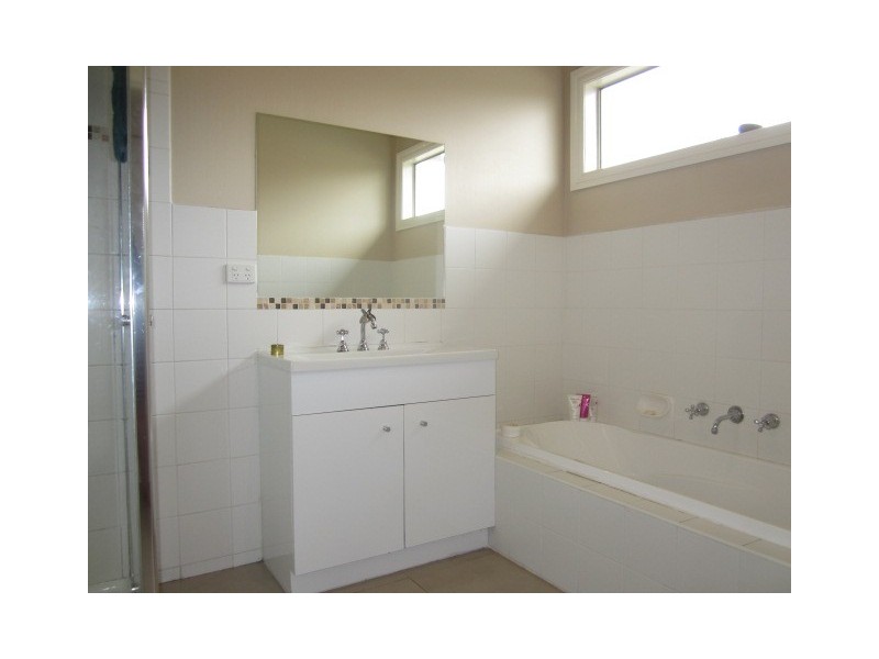 45 Deakin Street, Bell Park VIC 3215