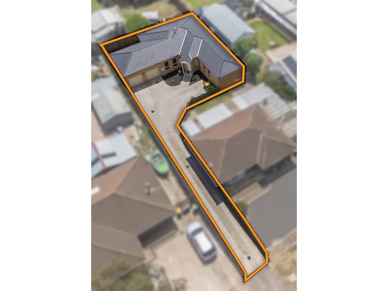 2/57 McClelland Avenue, Lara VIC 3212