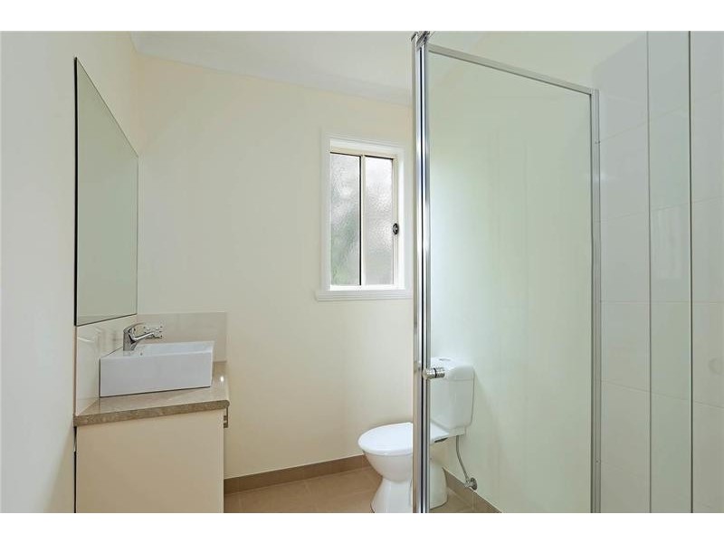 2/57 McClelland Avenue, Lara VIC 3212