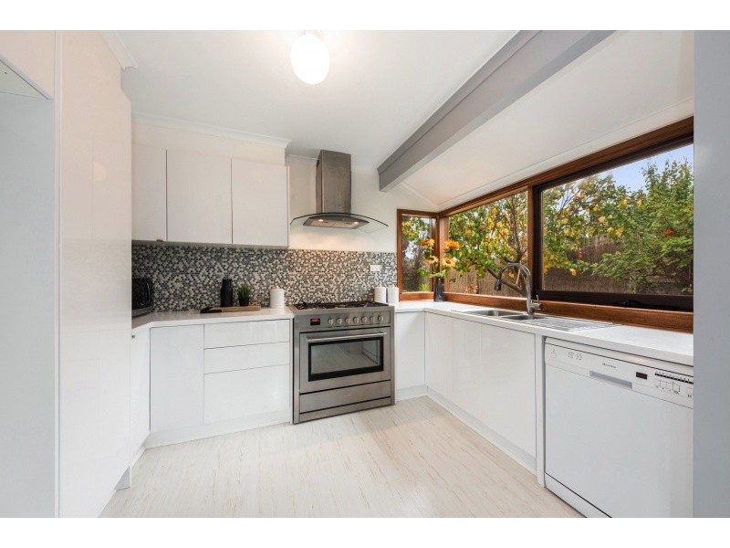 70 Benjamin Drive, Lara VIC 3212