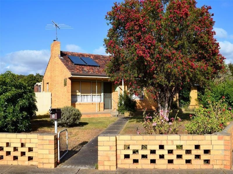 1 Dearborn Parade, Corio VIC 3214