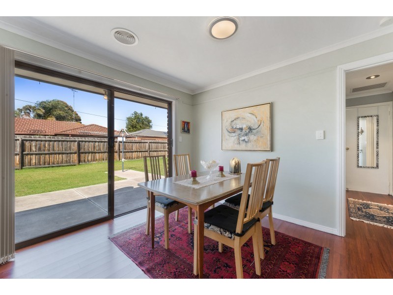 2/5 Henderson Drive, Lara VIC 3212
