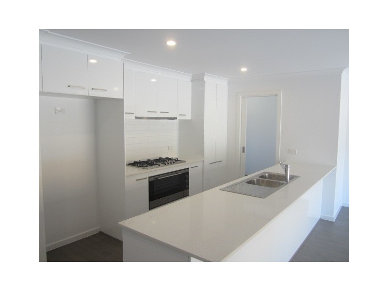 16 Celesta Road, Lara VIC 3212