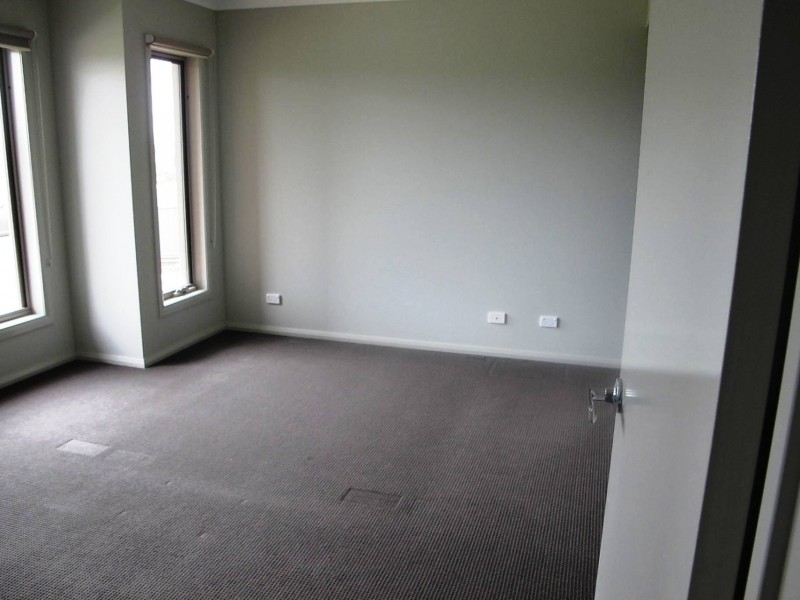 29 Westlakes Boulevard, Lara VIC 3212