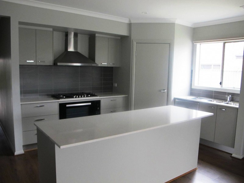 29 Westlakes Boulevard, Lara VIC 3212