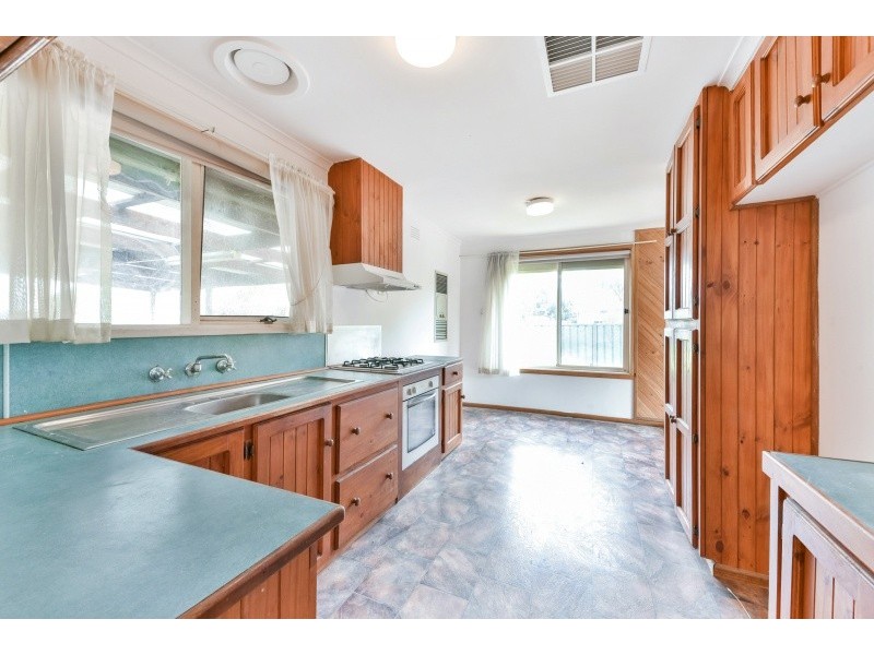 31 Talona Crescent, Corio VIC 3214