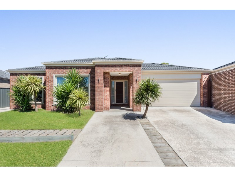 27 Benetti Drive, Lara VIC 3212
