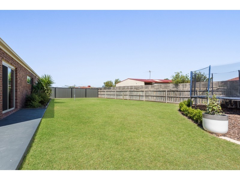 27 Benetti Drive, Lara VIC 3212