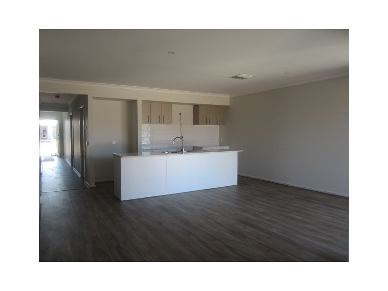 34 Marimba Street, Lara VIC 3212