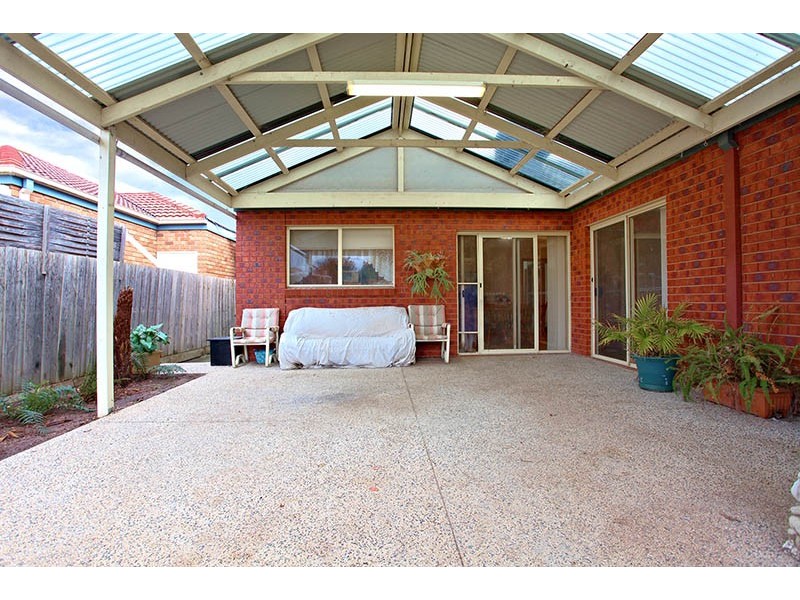 56 Blackbird Circut, Lara VIC 3212