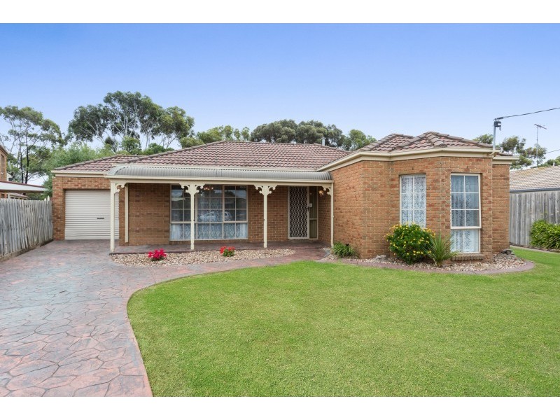 55 Cameron Crescent, Lara VIC 3212