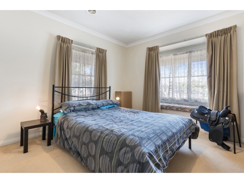 9 Francis Court, Lara VIC 3212