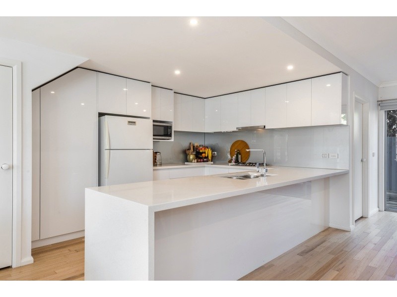 34A Thompson Road, North Geelong VIC 3215